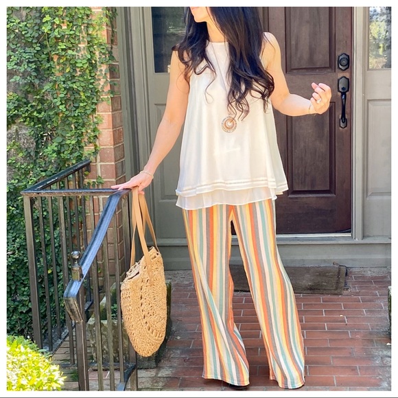 PRETTY LAYERED CHIC SLEEVELESS TOP - Picture 6 of 8